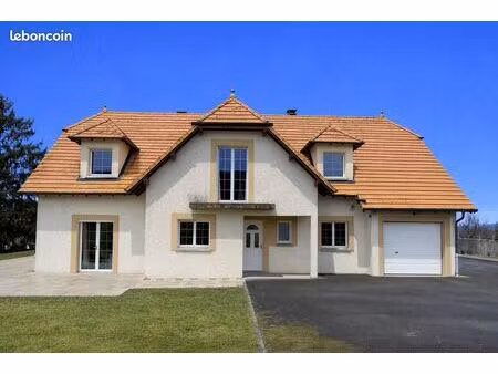 maison 7 pièces 188 m²