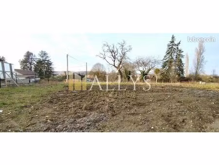 terrain 580 m² gisors