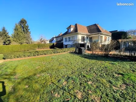 maison 7 pièces 160 m²