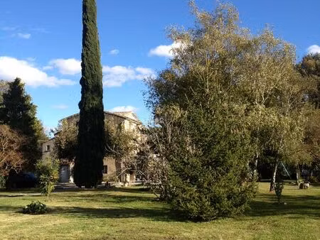 batisse au coeur de loriol sur drôme