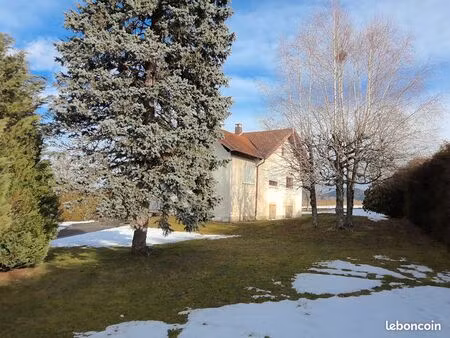 maison 8 pièces 200 m²