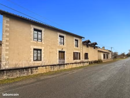 maison 6 pièces 161 m²