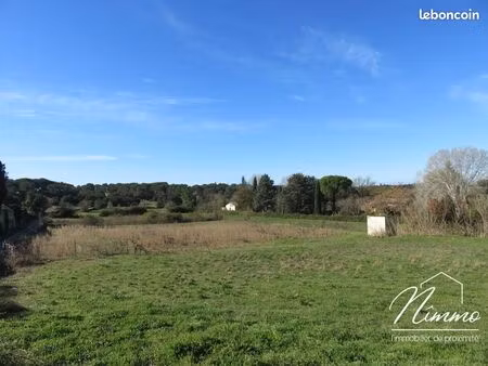 terrain 379 m² aubais