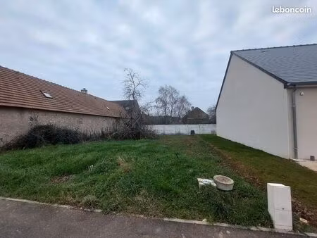 vends terrain viabilisé