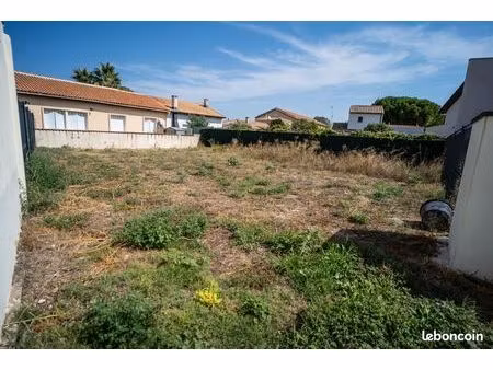 lot viabilisé de 315m2