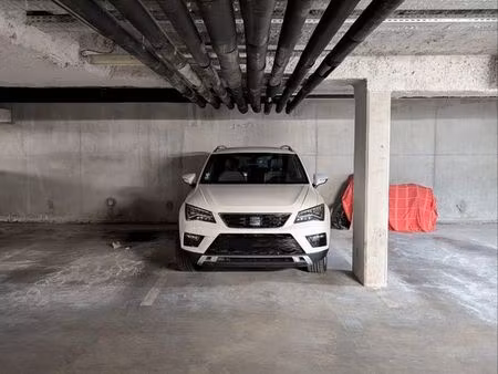 parking sous-sol sécurisé – bas cenon  mairie & gare