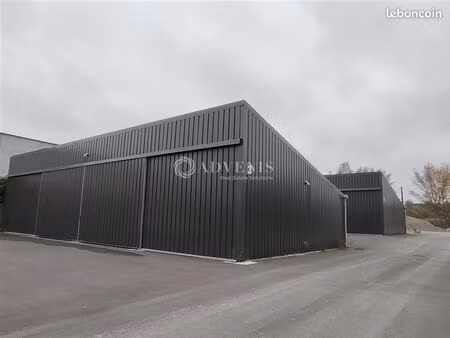 local d'activité 400 m²