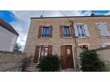 maison 4 pièces 98 m²