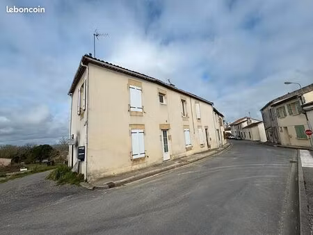 maison 4 pièces 85 m²