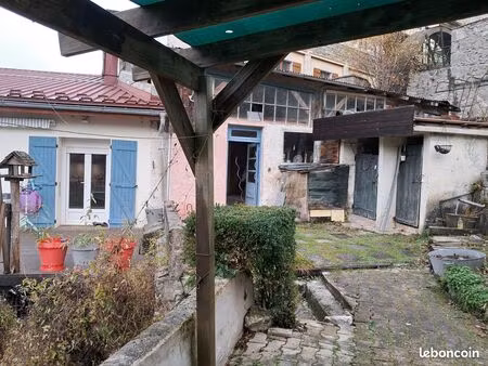 maison 11 pièces 246 m²