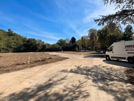 terrain 1 631 m² revel