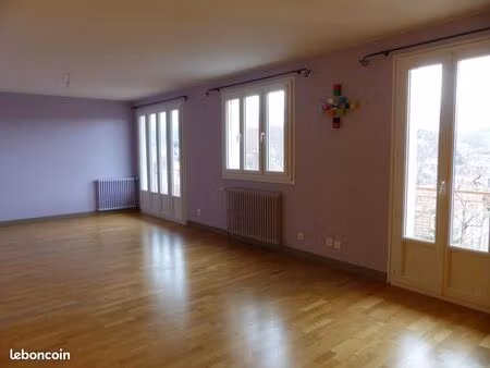 appartement 4 pièces 94 m²