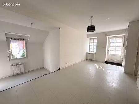 appartement 3 pièces 55 m²