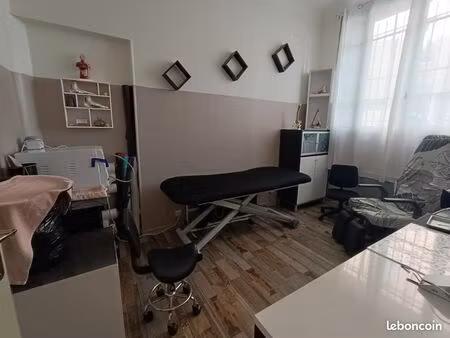 location cabinet medical