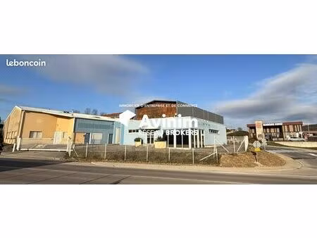 local 988 m² miserey salines