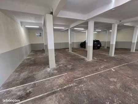 entrepot - logistique 215 m² nice