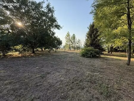 terrain 699 m² lugon l ile et du carnay