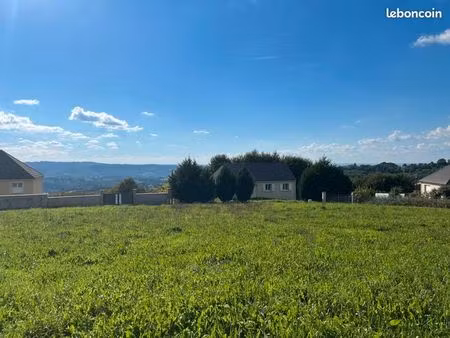 terrain 1 200 m² beynat