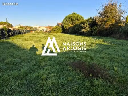 terrain 800 m² podensac