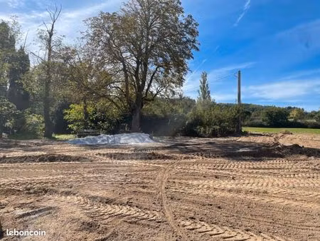 terrain 1 675 m² revel