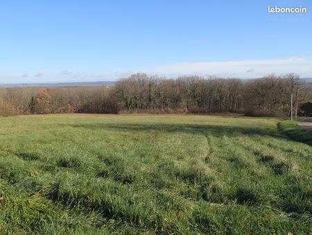 terrain 1747 m² vacquiers