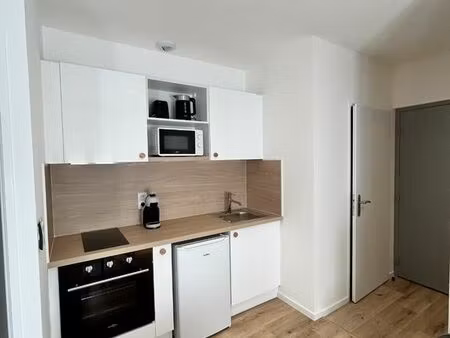 a louer t2 rénové et meublé