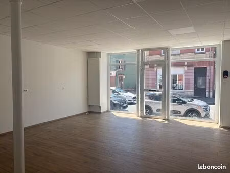 local commercial 90 m²