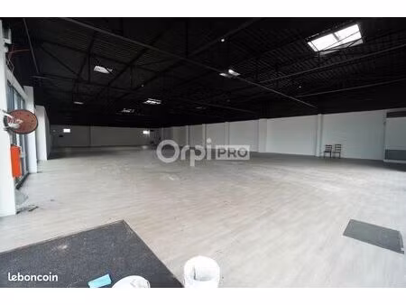 local commercial 633 m²