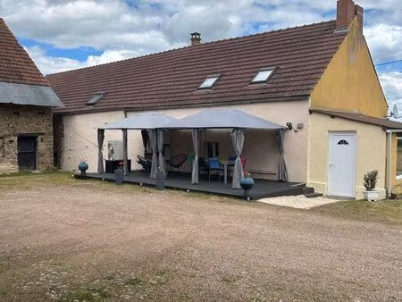 maison 7 pièces et vastes dépendances