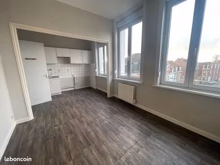 immeuble 6 pièces 145 m²