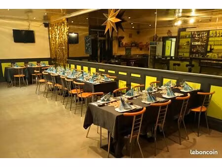 restaurant 305 m²   39570 macornay