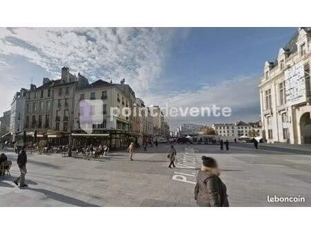 local commercial 323 m²