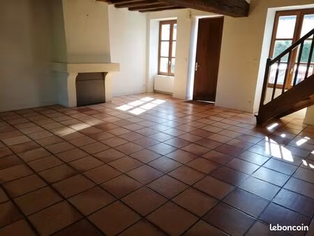 jolie maison ancienne t5 avec beau jardin