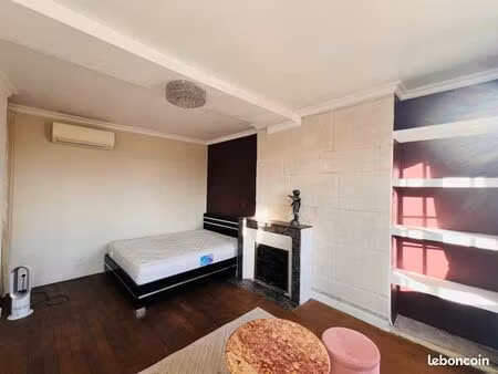 maison 3 pièces 80m2 + 80 m2 troglodyte à naveil