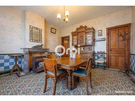 maison 7 pièces 190 m²