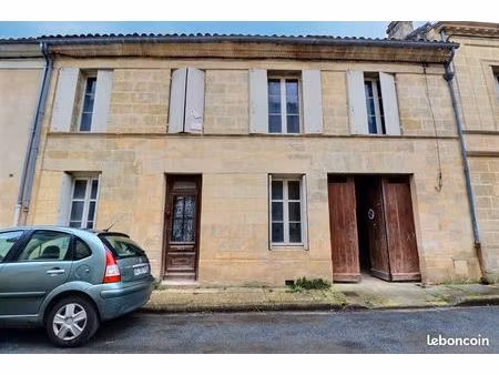 maison 10 pièces 145 m²