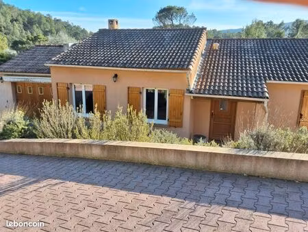 villa plain-pied 111 m² – piscine – terrain 1 572 m² – le thoronet