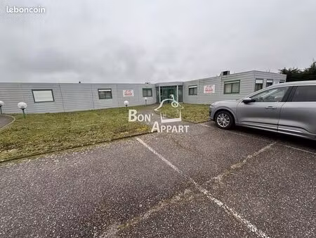 bureaux 400 m² mance