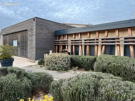 cabinet médical/paramédical 20m² à montsegur-sur-lauzon