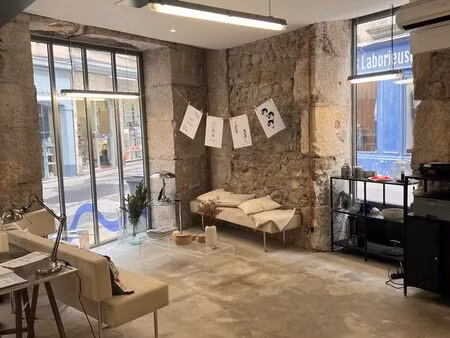 local commercial 49 m² valence