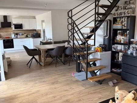 maison 5 pièces 93 m²