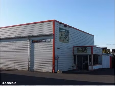 local commercial 320 m² la source