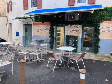 dépôt de pain/ pâtisserie/ snacking