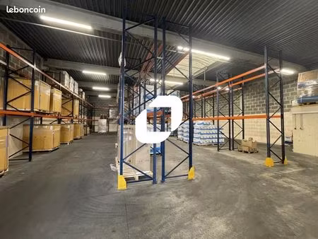 local d'activité 530 m²