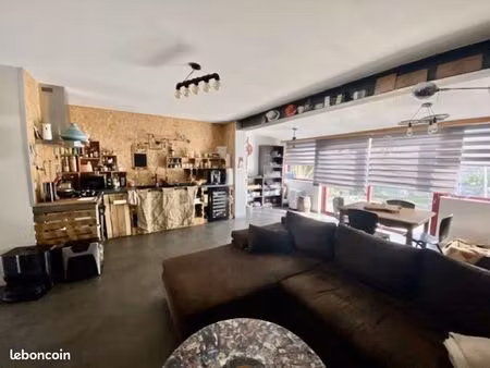 maison 4 pièces  garage  terrasse