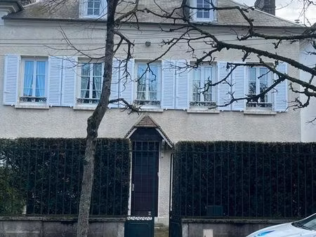 rare – maison de caractère au cœur de vernon