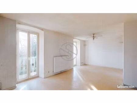 appartement 3 pièces 54 m²