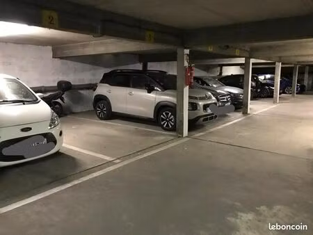 lot 3 parking centre ville