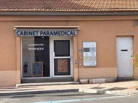 loue local commercial