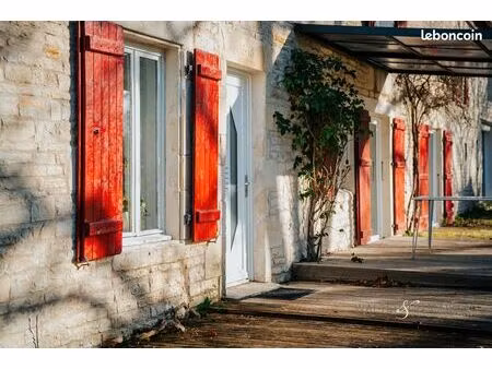 propriété 8 pièces 253 m²